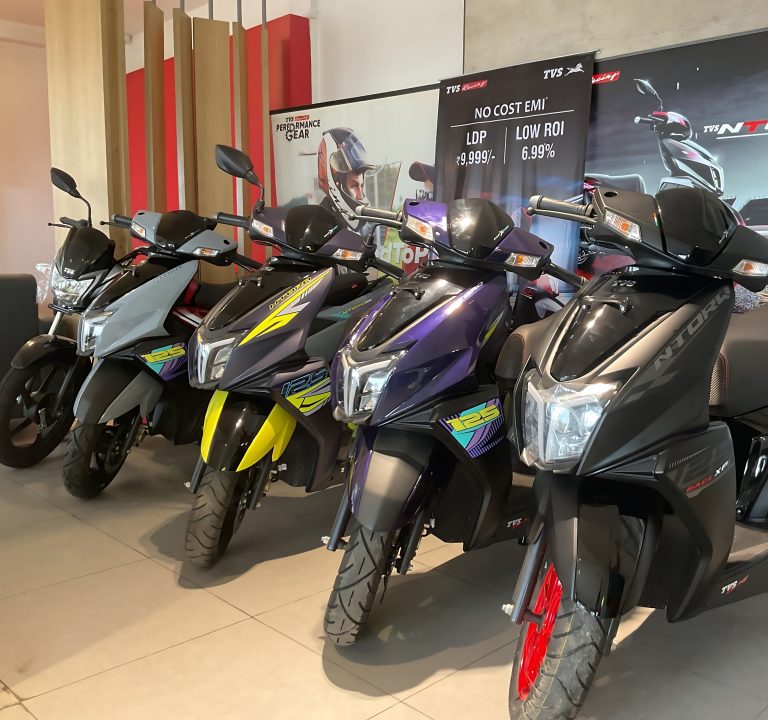 TVs-showroom.zip - 6.jpeg